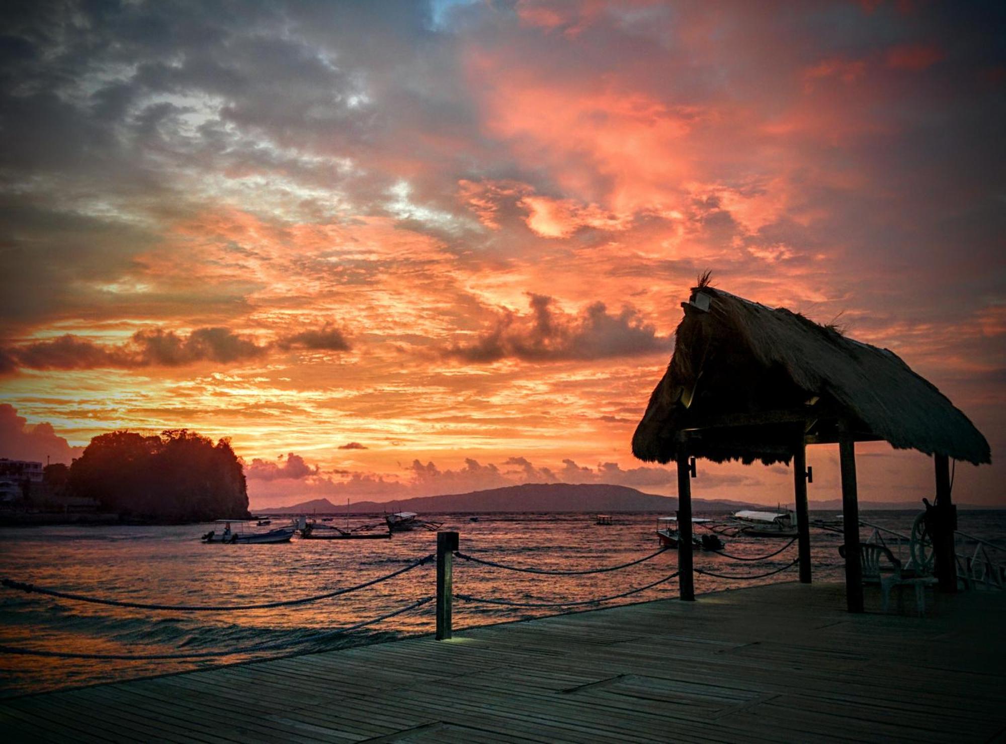 El Galleon Beach Resort Puerto Galera Exteriér fotografie